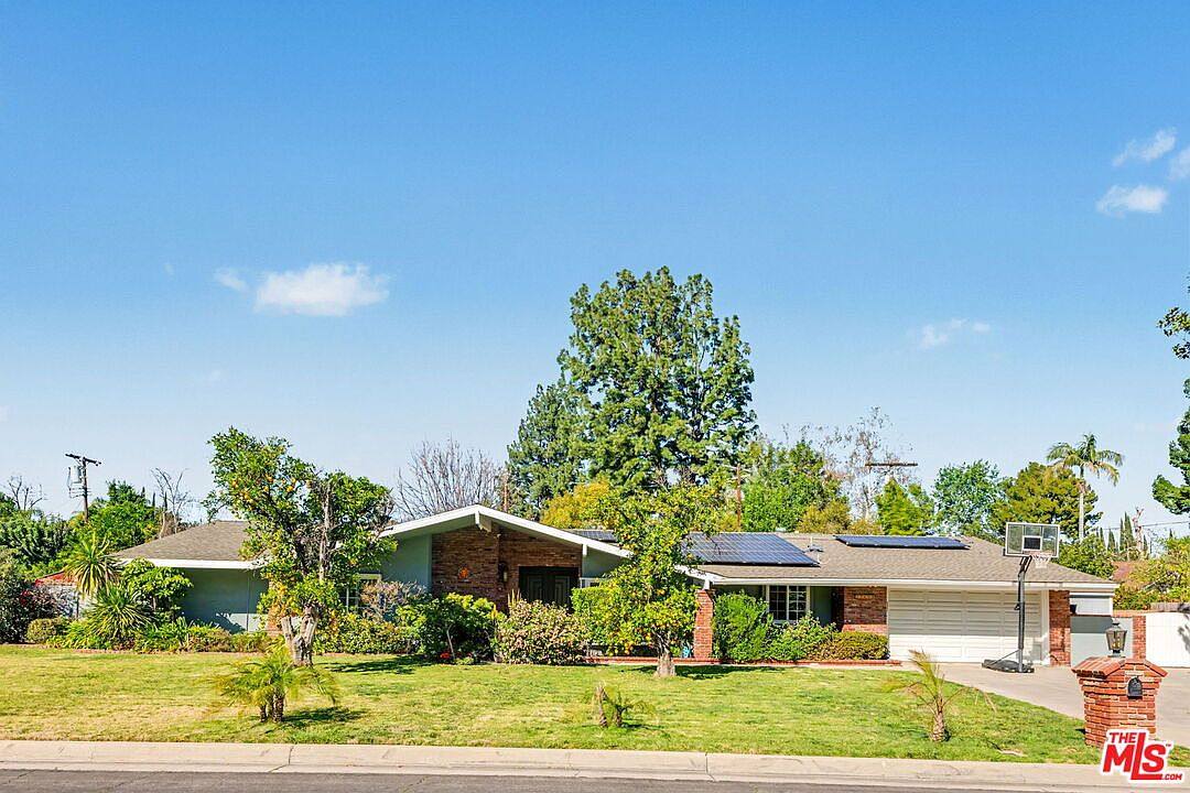 17409 Kinzie St, Northridge, CA 91325, photo 1
