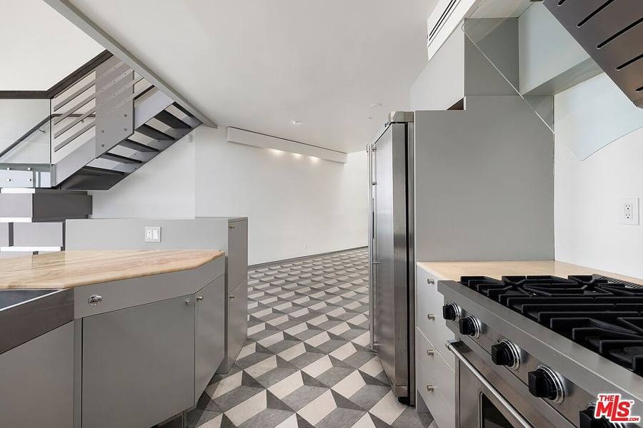 235 Main St APT 316, Venice, CA 90291, photo 8