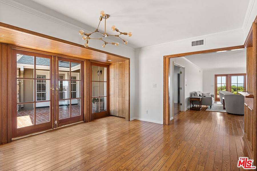 2317 Kimridge Rd, Beverly Hills, CA 90210, photo 19