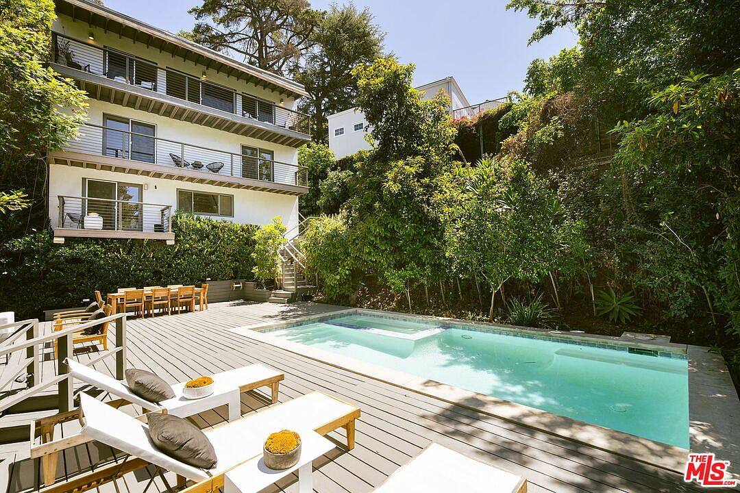 2753 La Cuesta Dr, Los Angeles, CA 90046, photo 1