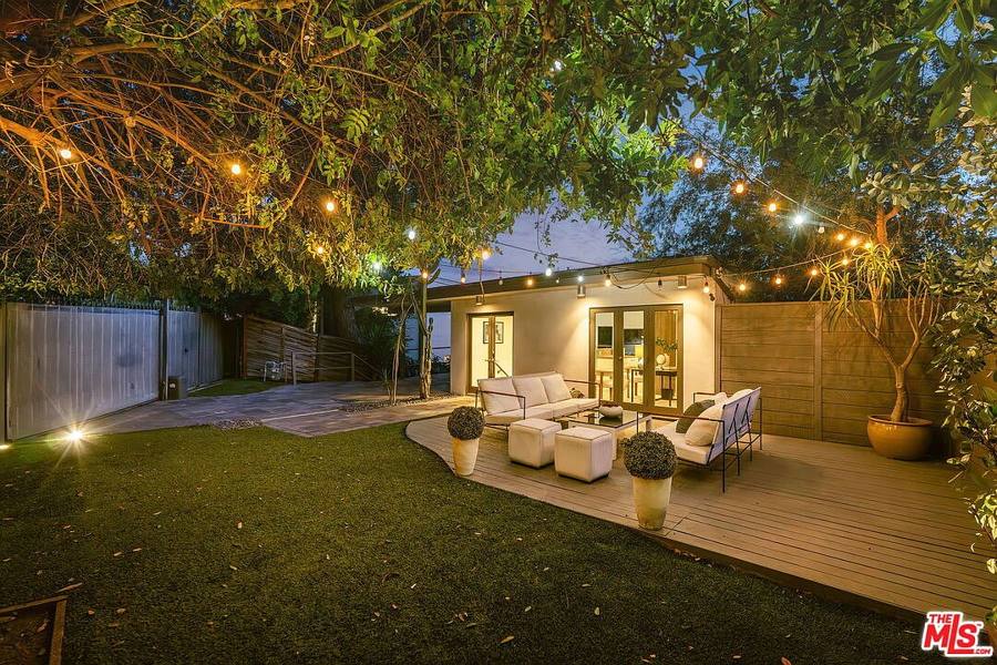 2753 La Cuesta Dr, Los Angeles, CA 90046, photo 55