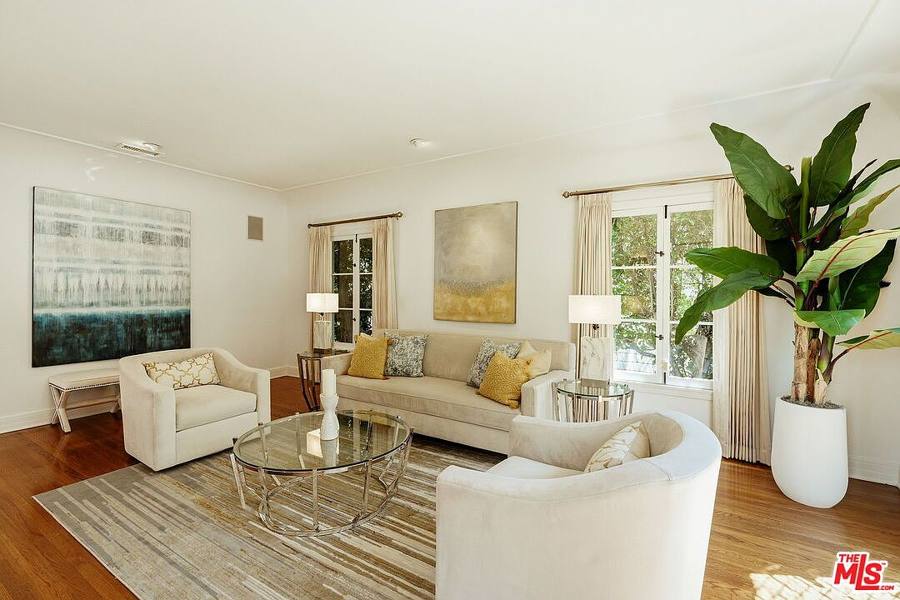 1174 Masselin Ave, Los Angeles, CA 90019, photo 8