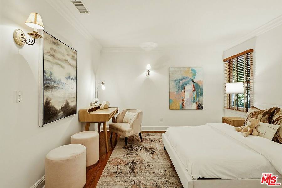 1174 Masselin Ave, Los Angeles, CA 90019, photo 34