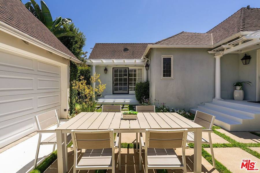 1174 Masselin Ave, Los Angeles, CA 90019, photo 45